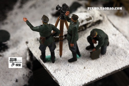 1/72 German Battlefield Camera Officer 3 Soldiers With Camera Finished Color Mod - Picture 5 of 5