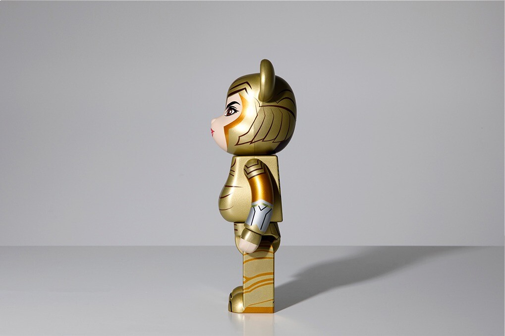 BE@RBRICK WONDER WOMAN GOLDEN ARMOR 400％ Dc Wonder Woman Golden Armor 400% Bearbrick Medicom | eBay
