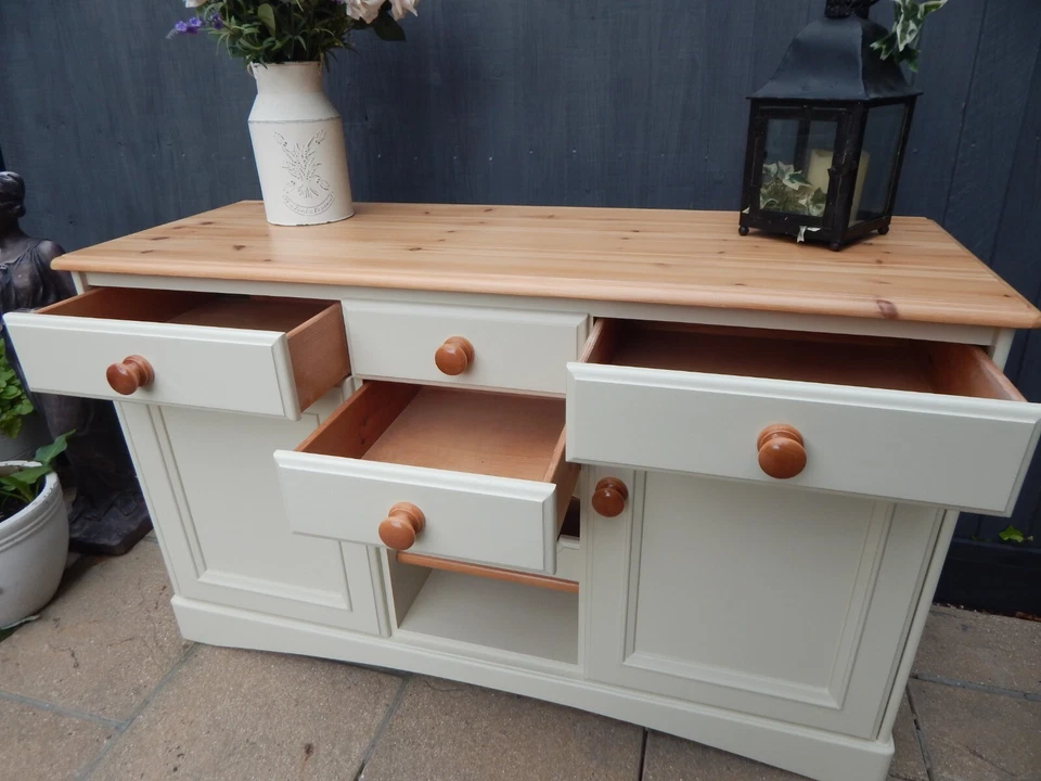Gorgeous restored Sideboard , Cupboard ,Dresser , Vintage , Pine , upcycled . - Image 4 of 4