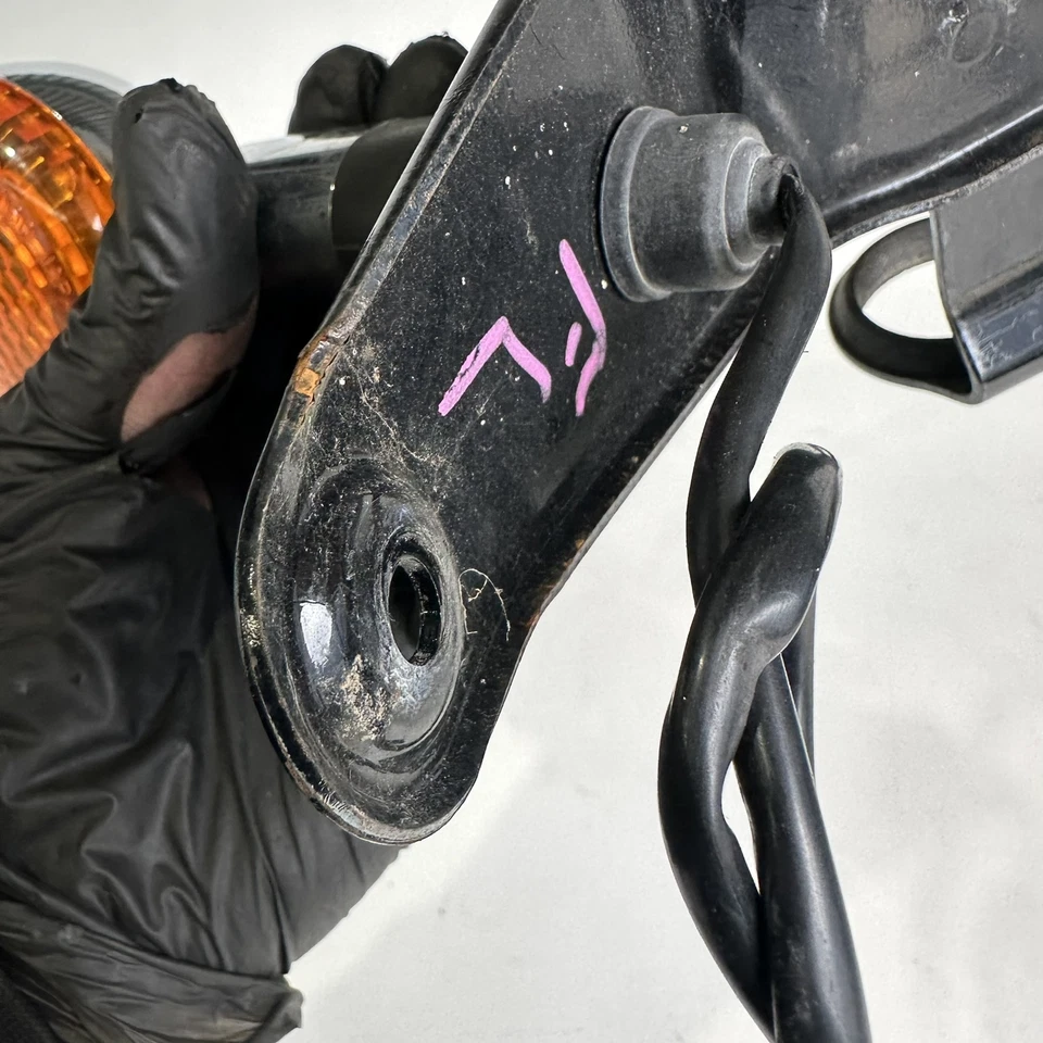 Intermitente indicador delantero izquierdo SUZUKI TU250X TU 250 X 2012 Foto 4 de 4