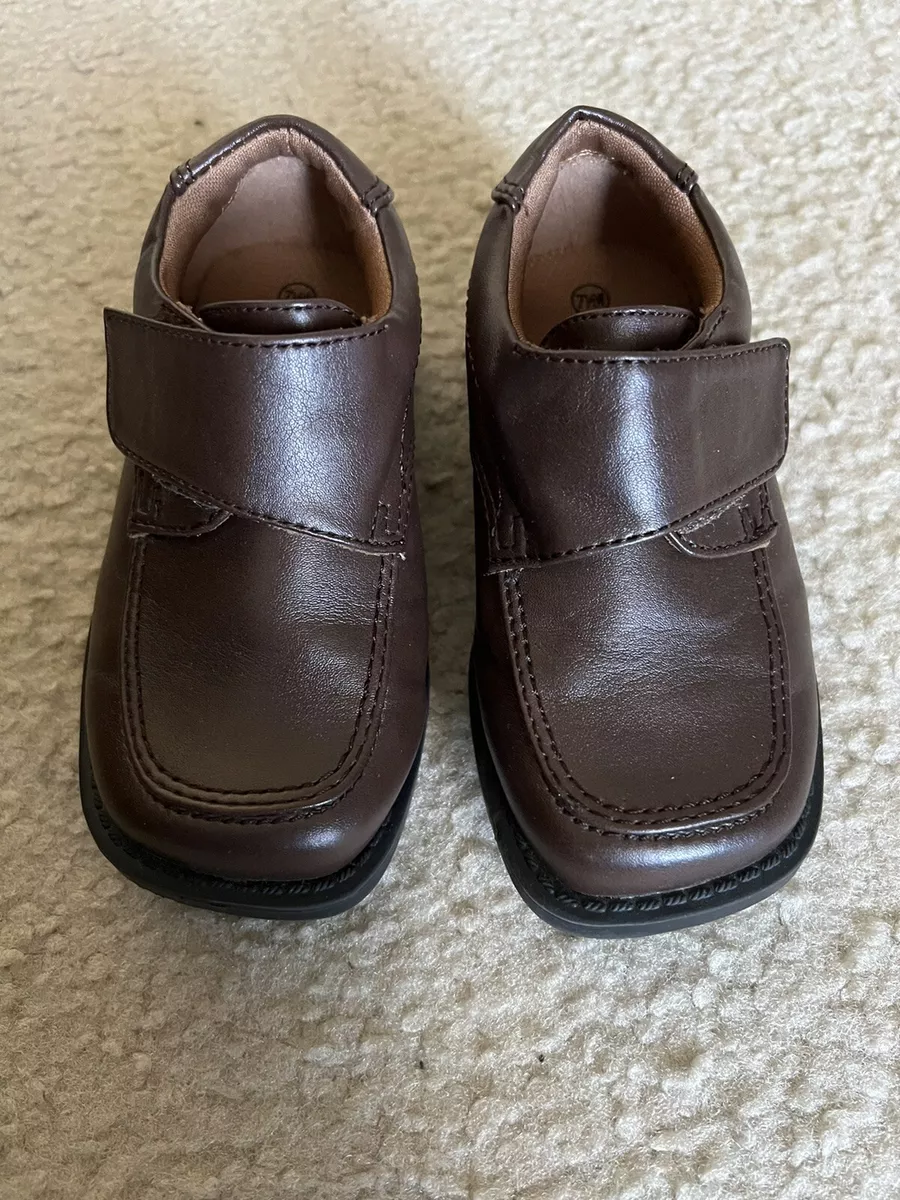 Boys shoes size best sale 7.5