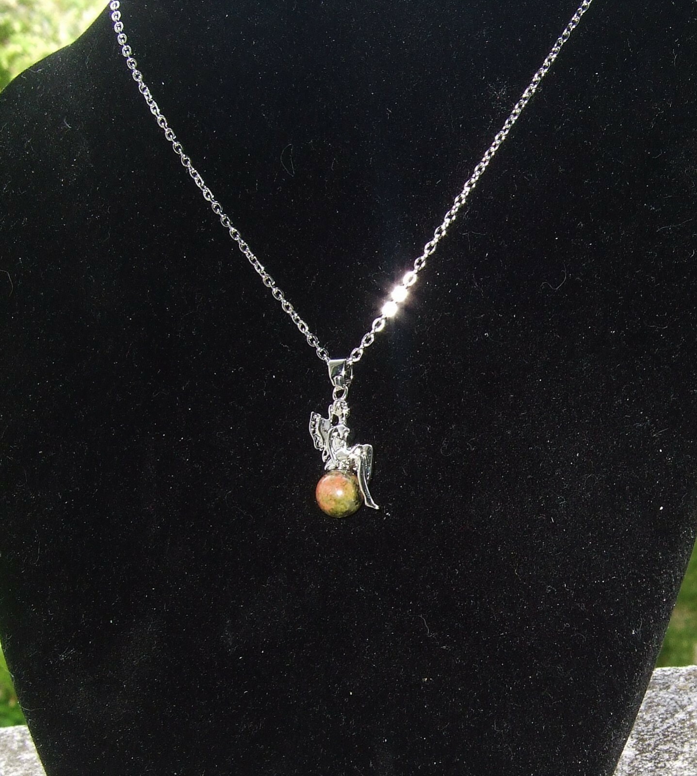 Picture 1 of 2