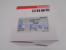1PCS New HONEYWELL Temperature Controller DC1040CR-70100B-E
