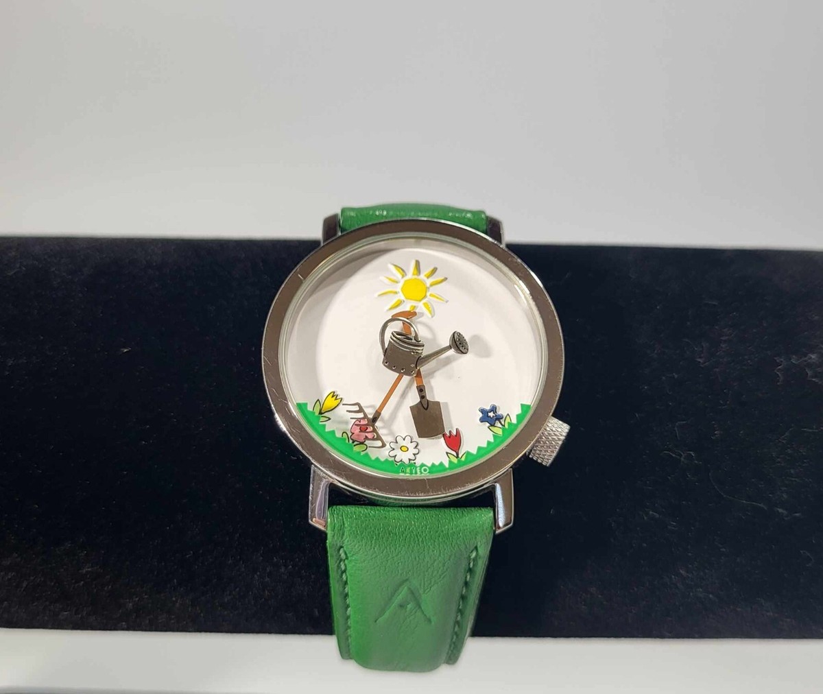 RARE Story Box Akteo Gardner Watch Made in France Green Leather