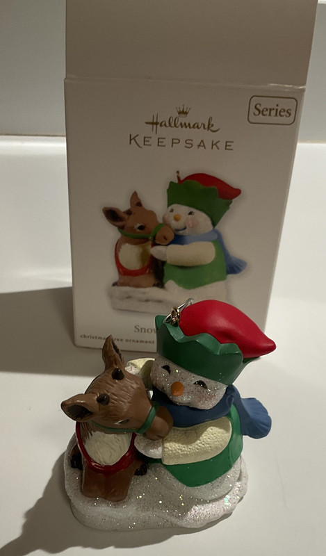 2011 Hallmark Keepsake Series Snow Buddies Christmas Ornament