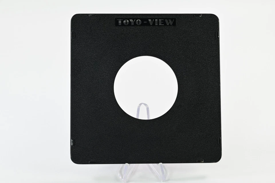 Omega/Toyo-View 4x5 Lens Board, 158mmX158mm - 67mm Hole #G087 - Image 2 of 4