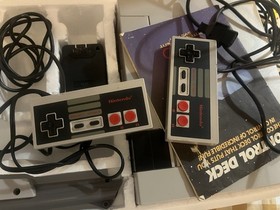 Nintendo NES Action Set Console