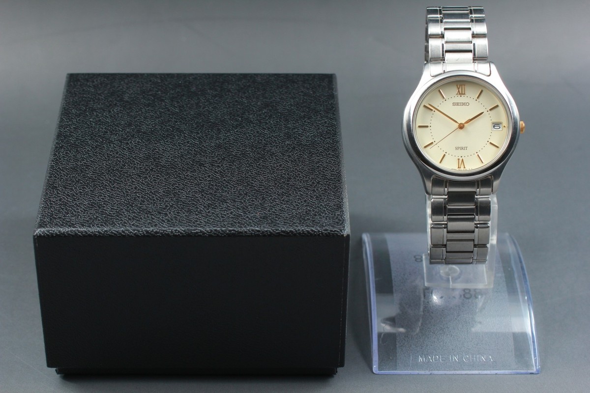 Vintage 1998 N MINT Seiko Spirit 7N42-6110 Date Quartz Mens Watch