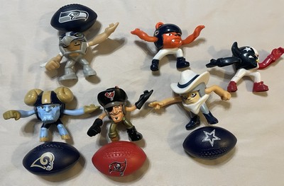 McDonalds NFL Rush Zone Lot Of 6 Figures & 4 Footballs 2013 Happy Meal Toy
