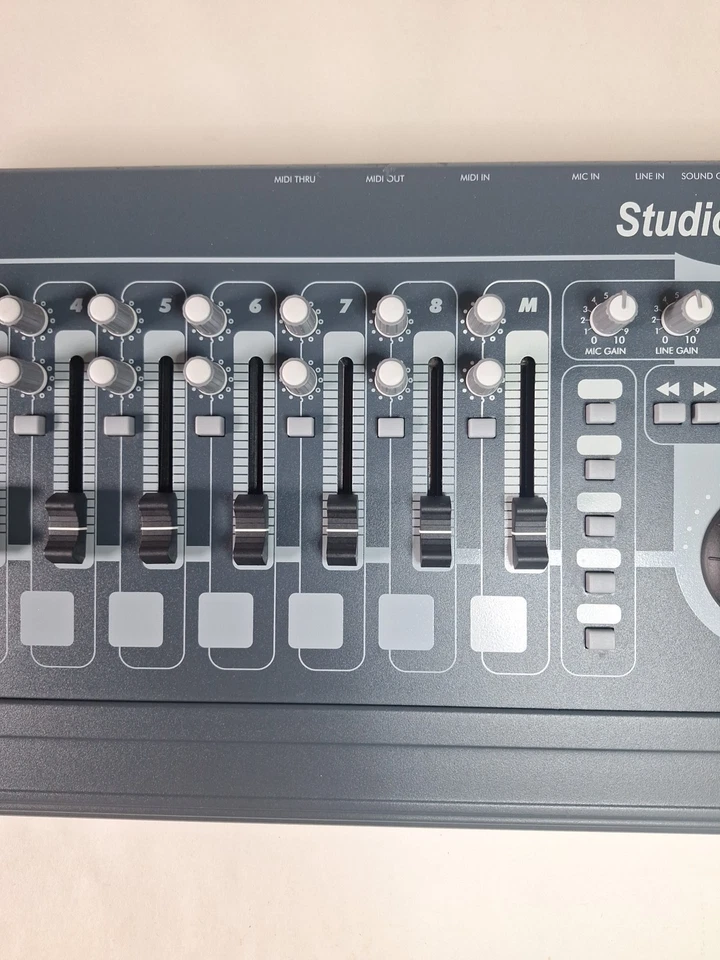 Mezclador Peavey StudioMix Cakewalk Live Studio - Completamente probado Foto 3 de 4