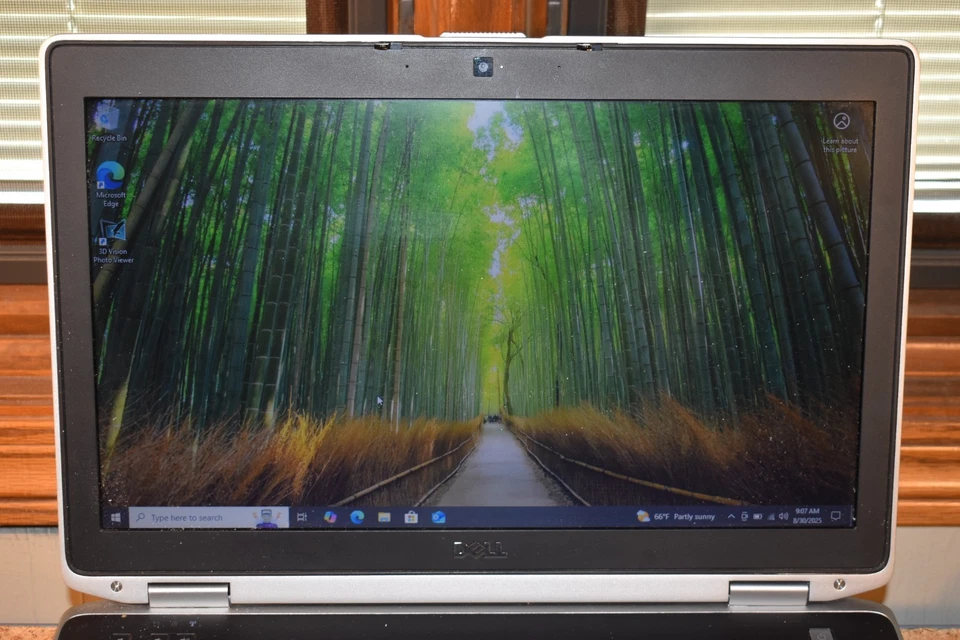 Dell Latitude E6520 Laptop Intel Core i5-2520M 8GB RAM 256GB SSD Windows 10 Pro - Image 3 of 4