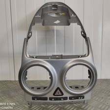 Opel Corsa D 2009 Centre Autres pièces intérieures 13295008 TWS45764