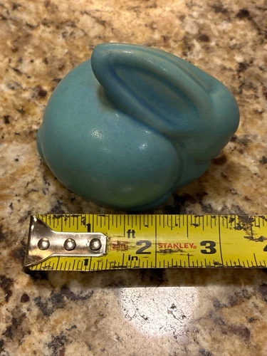 VAN BRIGGLE POTTERY COLORADO SPRINGS SKY BLUE LITTLE RABBIT
