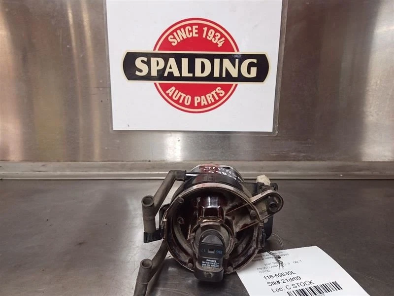 Левый противотуманный фонарь для 2007 BMW 530I 8885412 - Изображение 4 из 4