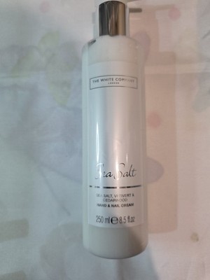 The White Company Sea Salt Hand- & Nagelcreme. Meersalz, Vetivert & Zedernholz