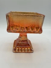 Amberina Jeanette Glass Wedding Dish Without Lid 4.5 In Tall, 3.5 In Across Vntg