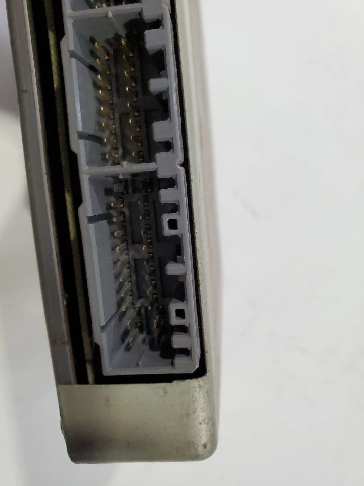 Módulo de computadora electrónica Suzuki X90 1997 OEM 33920-79EA 1,6 L manual Foto 2 de 4