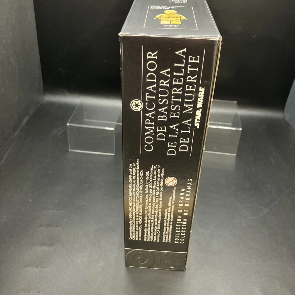 LEGO Star Wars: Death Star Trash Compactor Diorama (75339) - Image 4 of 4