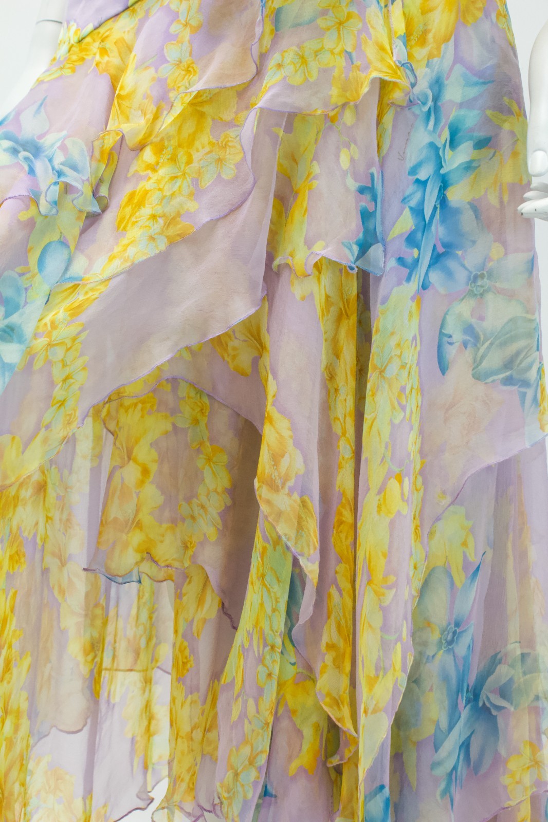 Versace Spring/Summer 2004 Silk Floral Ensemble Vintage image 2