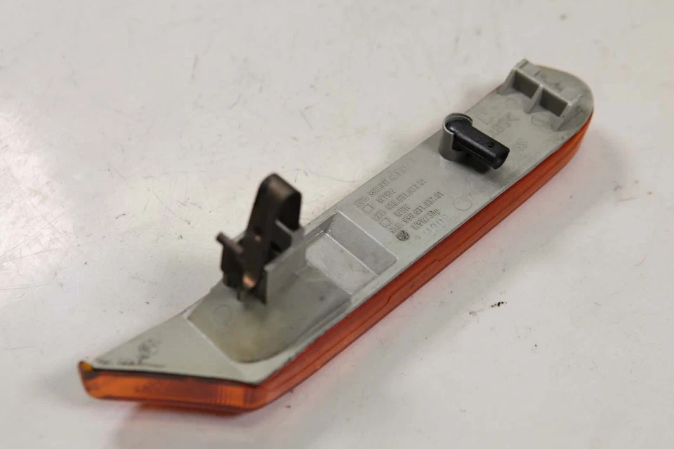 Marcador lateral intermitente delantero izquierdo Porsche 911 996 986 Boxster 996.631.037.01 F4 Foto 3 de 4