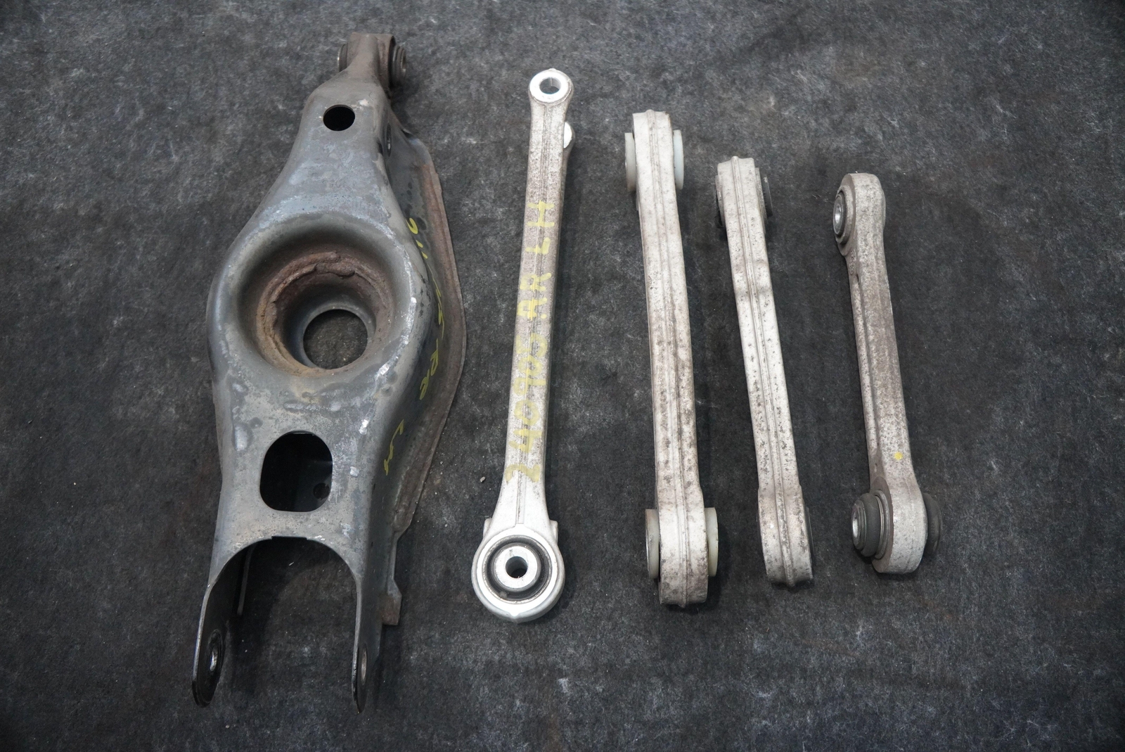 Set 5 Rear Left Control Arm 670007252 OEM Maserati Quattroporte M156 2014-16