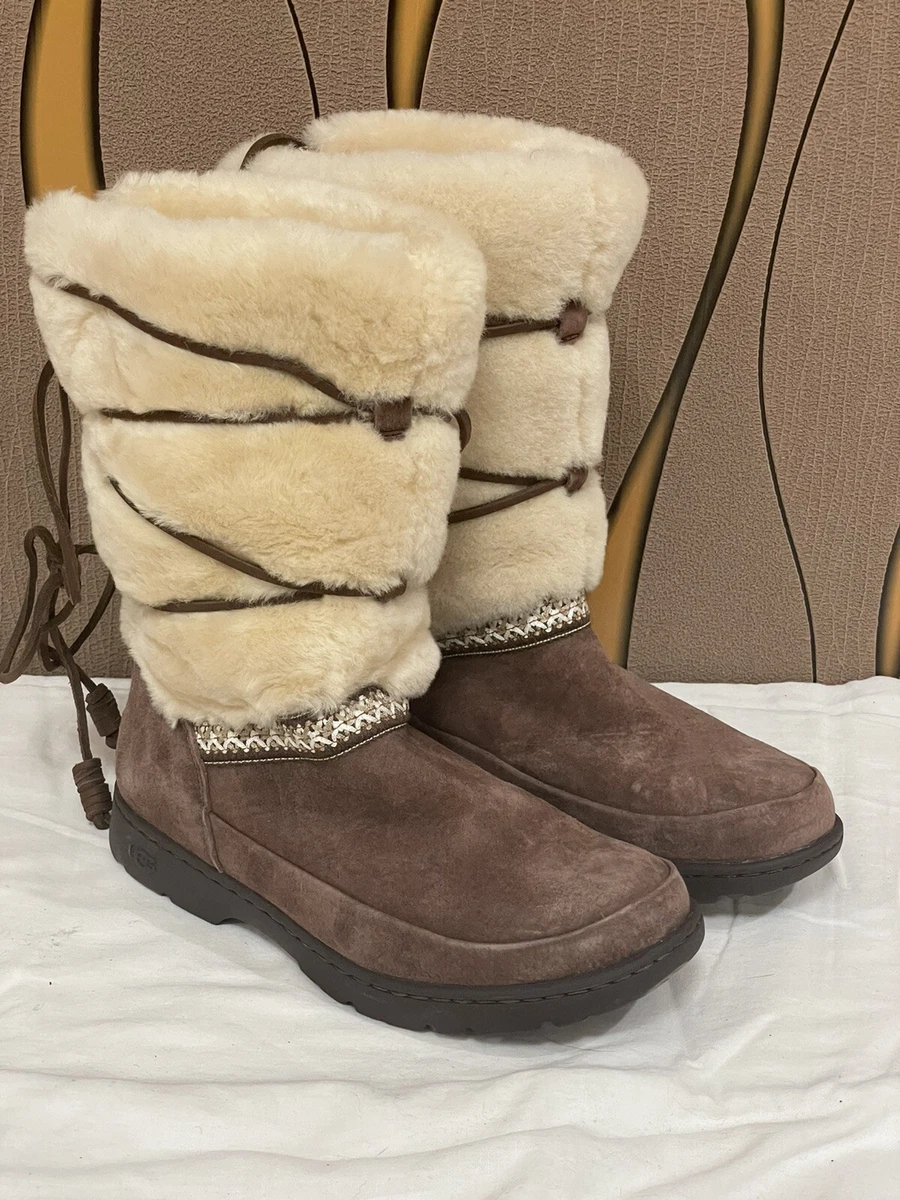 Ugg maxie deals boot
