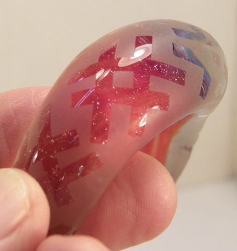 XENO GLASSWORKS PYREX ART GLASS CUFF BRACELET CLEAR & RED SANDBLASTED PATTERN - Picture 23 of 24