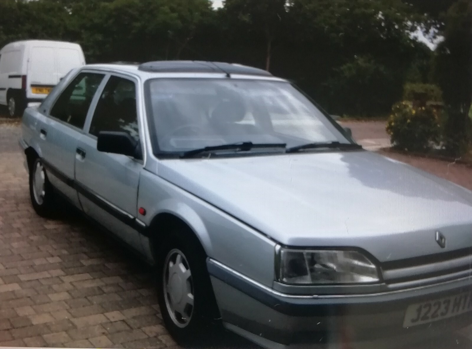 Image 1 - classic car projects ,very rare renault 25 gts man,every day nearly 12 years