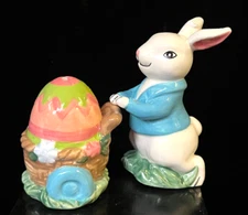 Easter Bunny Pushing Easter Egg Salt & Pepper by Cracker Barrel - New s