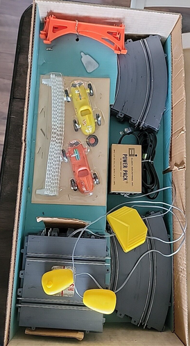 1960s ELDON DELUXE ROAD RACING SET 1/32 SLOT CAR SET WITH CARS BOXED COMPLETE! - Picture 2 of 11