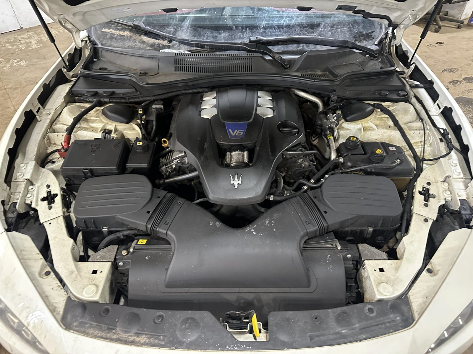 14 MASERATI GHIBLI Differential Carrier Assembly