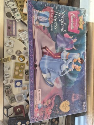 Vintage Disney Cinderella Storybook Princess Pop Up 3-D Board Game 1998 Mattel