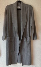 Elegant Gray Women's Cardigan Small