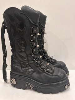 NEW ROCK Reactor Black Leather Boots With Spikes UK10 Steampunk Festival Read!