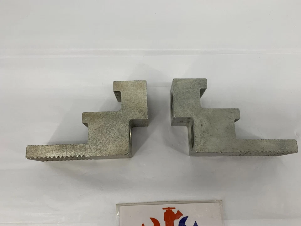 CMC 2ABV-750-1 750KCMIL-1/0 CU9AL Dual Rated Solderless Aluminum Lug Lot of 2 - Image 4 of 4