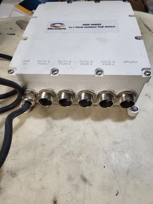 Microsemi PDS-104GO/AC/M-NA , 4 + 1 Ports Outdoor PoE Switch