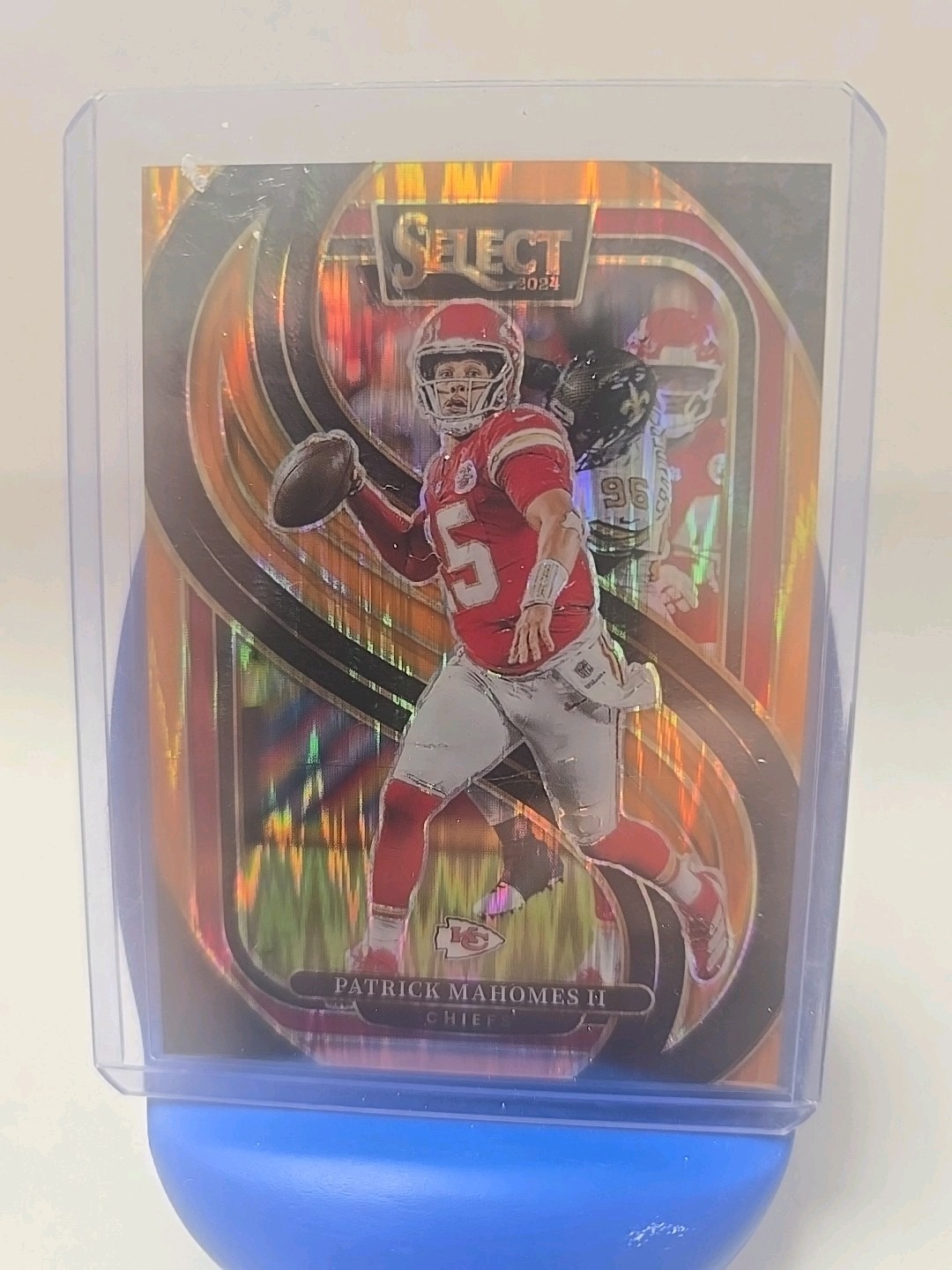 2024 Panini Select  Premier Level Patrick Mahomes II 120 Orange Shock Prizm /399