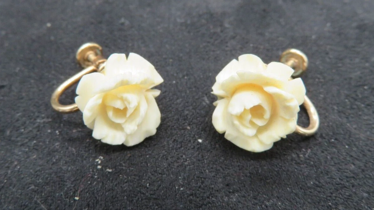 Vintage Van Dell Fake Ivory 12k GF Resin Cream Rose Flower Clip On