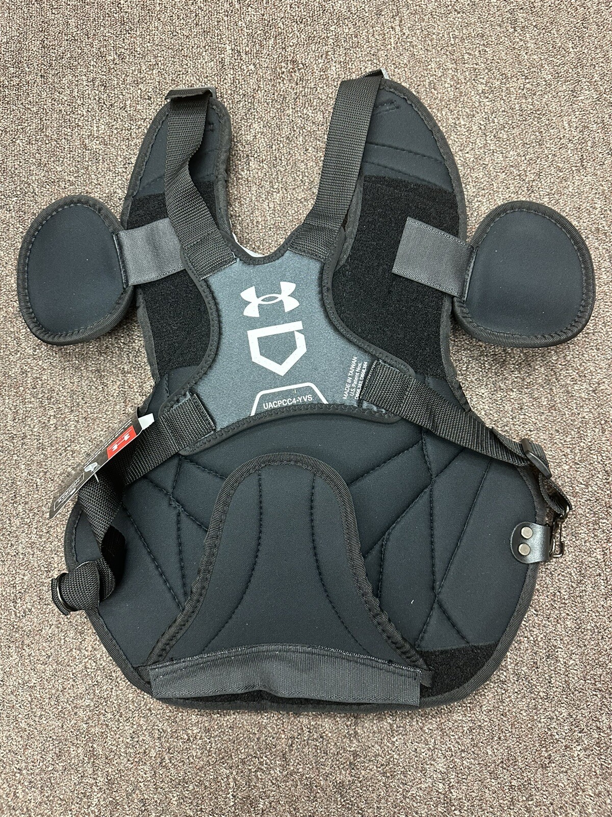 Under Armour Converge Victory Series Youth Ages 79 Catchers Gear Set