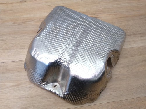 Mercedes W222 V222 X222 S560 AMG M176 Hitzeschutzblech Turbolader A1761501500