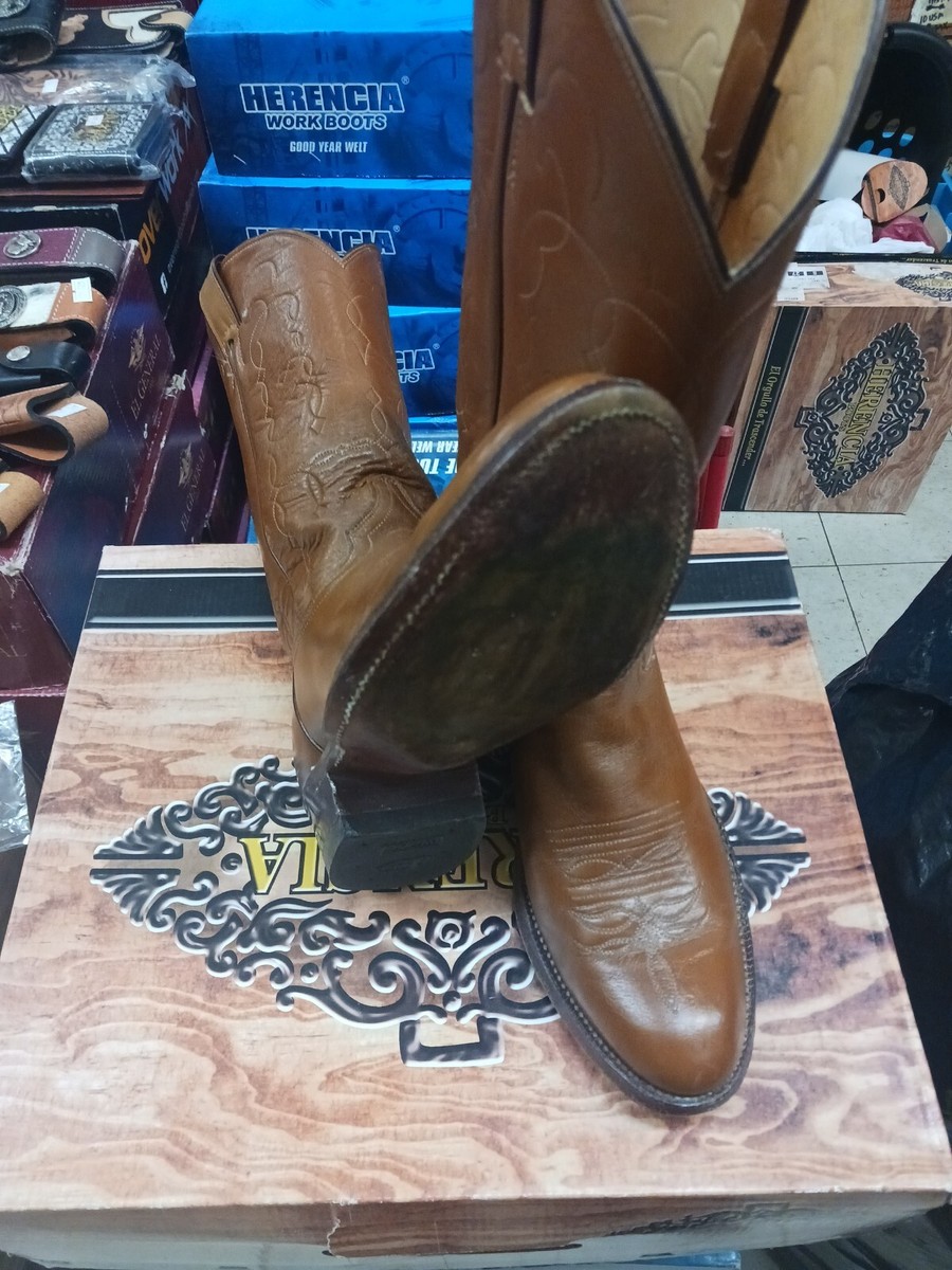 Justin Round Toe Boots