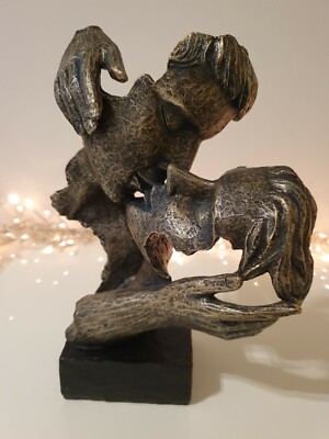 761774 Skulptur Büste Paar auf Sockel Antikfarben aus Kunststein 28cm