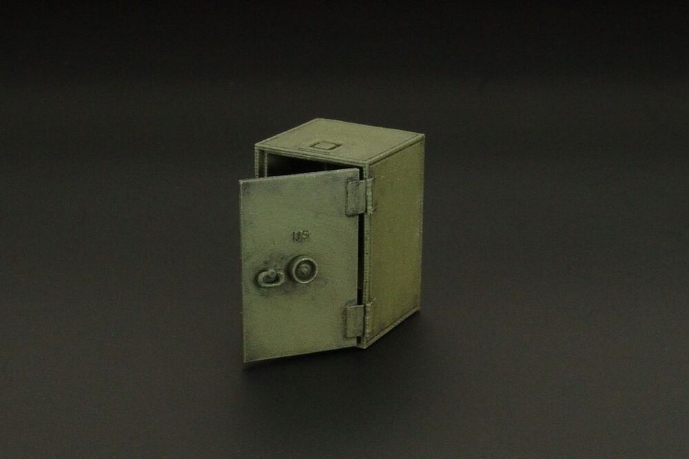 Hauler Models HLU35109 - 1:35 US Field Safe - Accessories