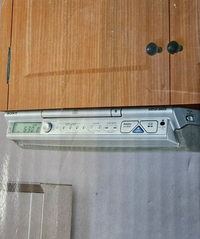 Kitchen Clock Radio/ Remote / New In Box