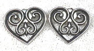 Vtg AUTHENTIC James Avery Retired Sterling Silver Open Scroll Heart Earrings