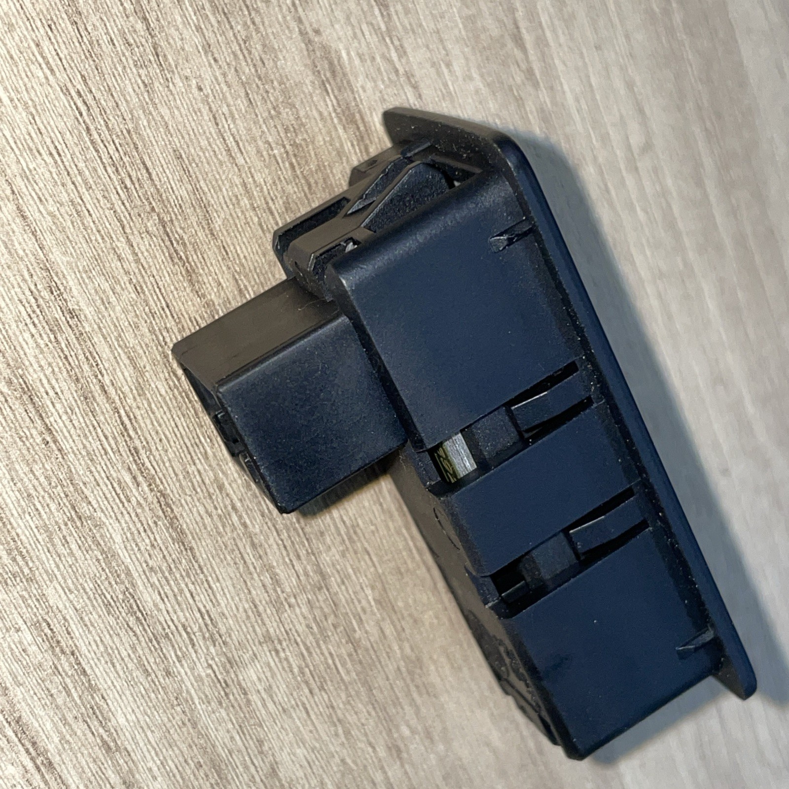 2009 Bentley Continental Flying Spur Trunk Boot Close Button Switch OEM