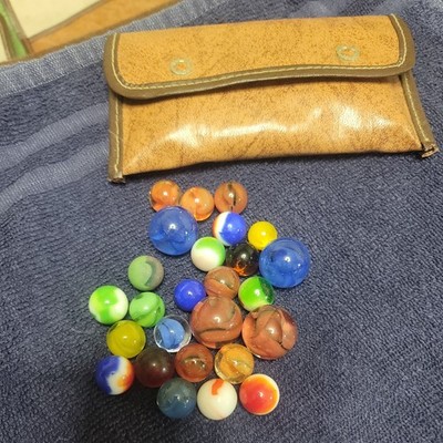 Lot of VINTAGE MARBLES-Brilliant Colors 