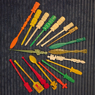 Vintage Mid Century Tiki Swizzle Sticks Multicolor Lot of 18 (1950s–1970s)