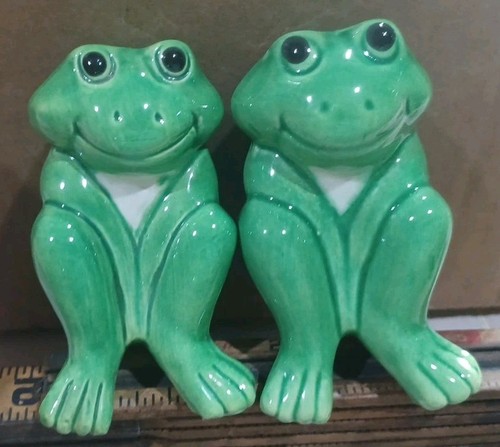 2 Vtg House Of Lloyd Ceramic Glazed Green Frog Plant Spike Watering Plant Feeder