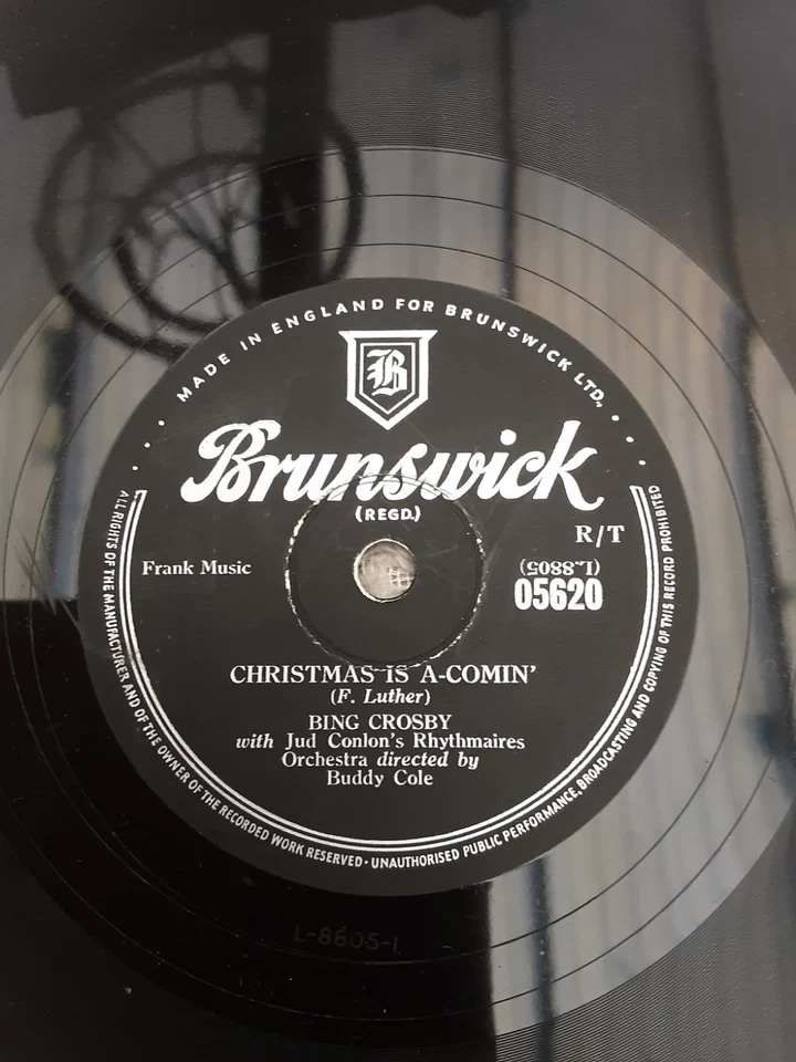 BING CROSBY CHRISTMAS IS A COMIN' / IS CHRISTMAS ONLY A TREE 78 rpm BRUNSWICK - Image 2 of 4
